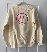 Load image into Gallery viewer, Smiley Pullover